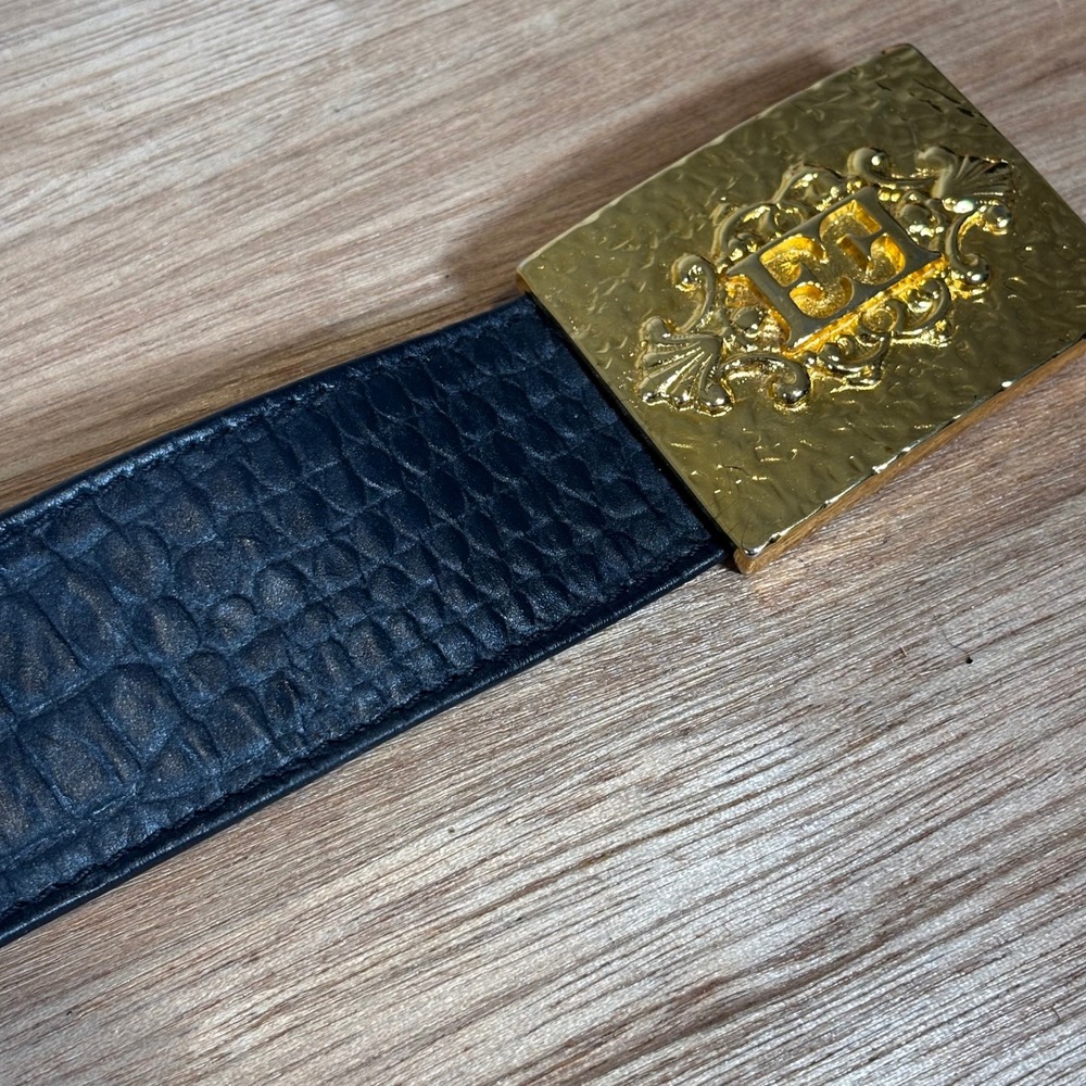 Escada Vintage Black Leather Croc Embossed Belt Gold Logo Buckle Germany 38 - Picture 7 of 8